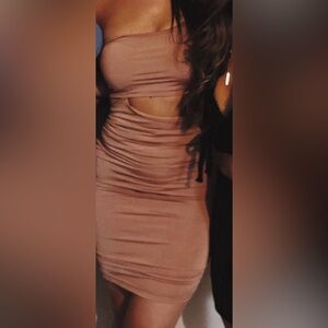 Chic Cut-Out Dress in Pink